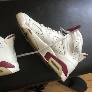 Selling my jordan 6s for $100